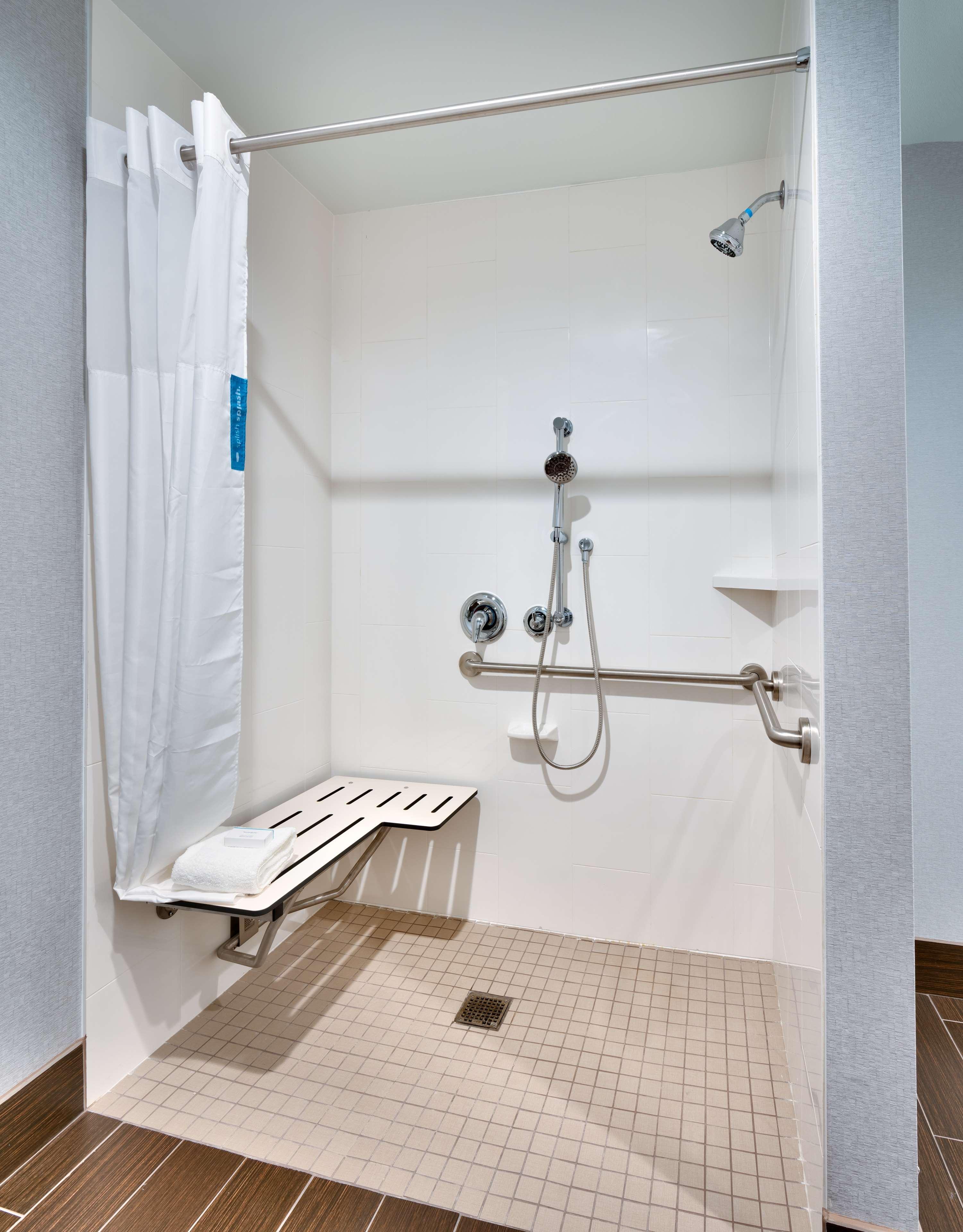 Hampton Inn & Suites Anaheim Resort Convention Center Екстериор снимка