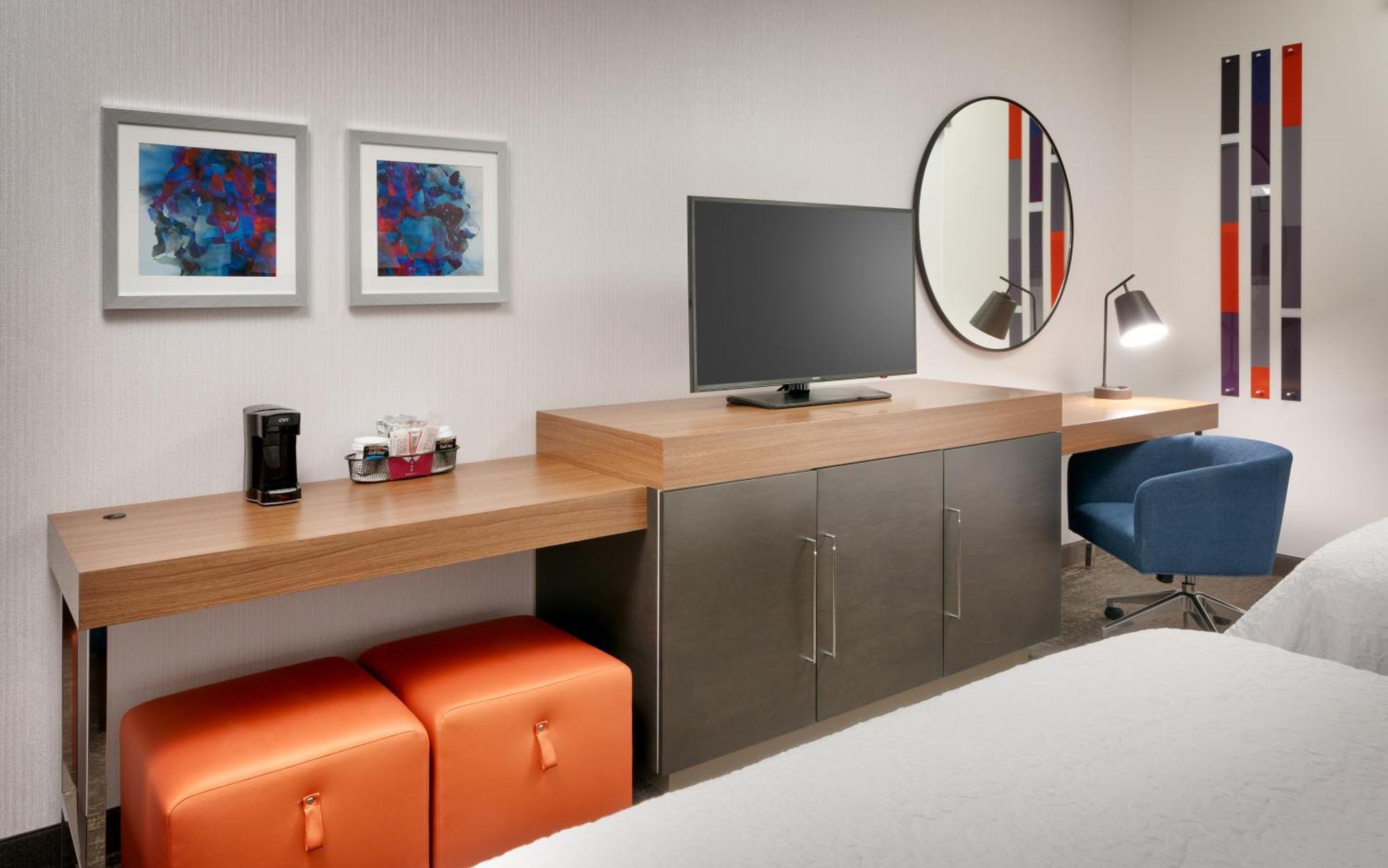 Hampton Inn & Suites Anaheim Resort Convention Center Екстериор снимка