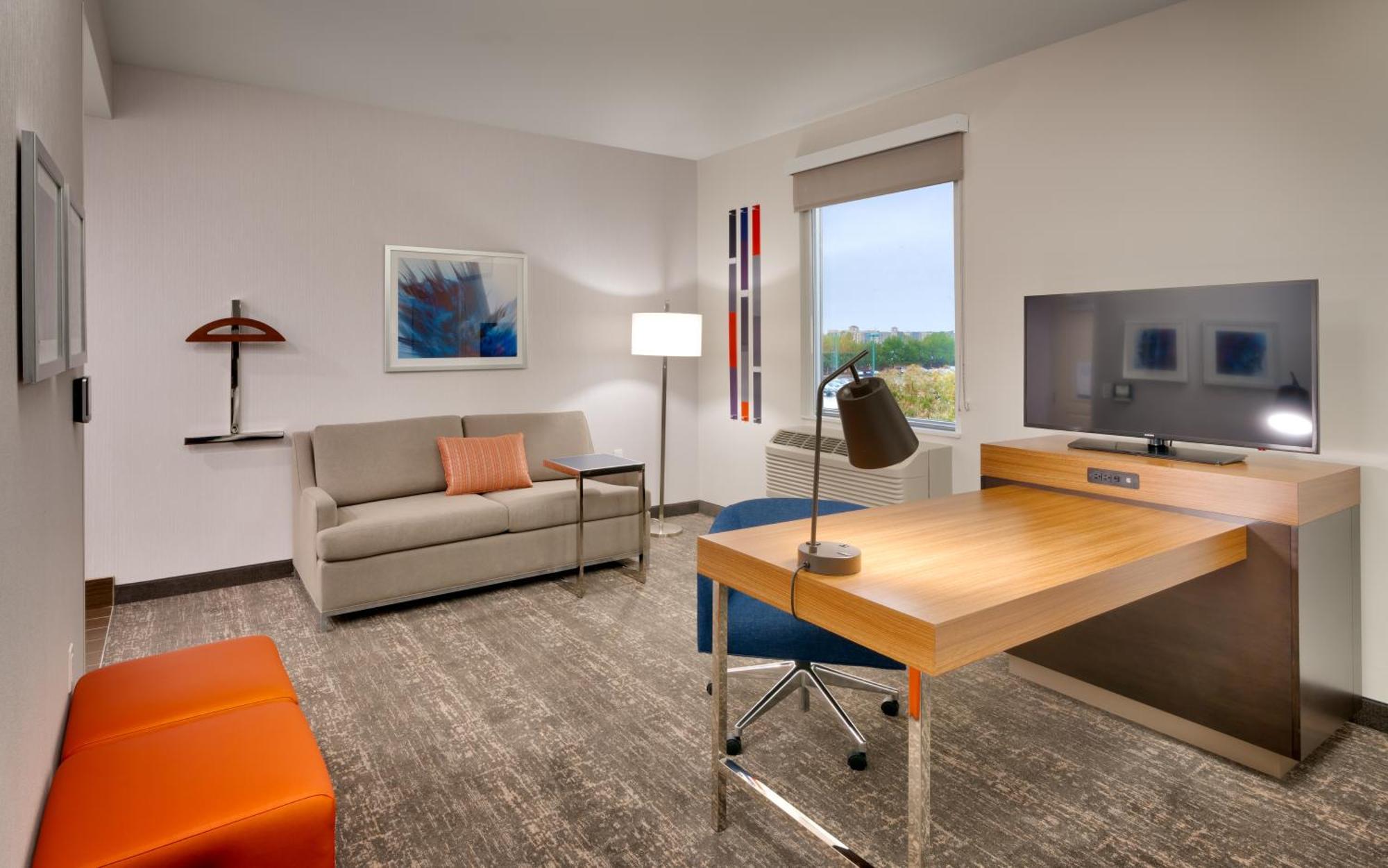 Hampton Inn & Suites Anaheim Resort Convention Center Екстериор снимка